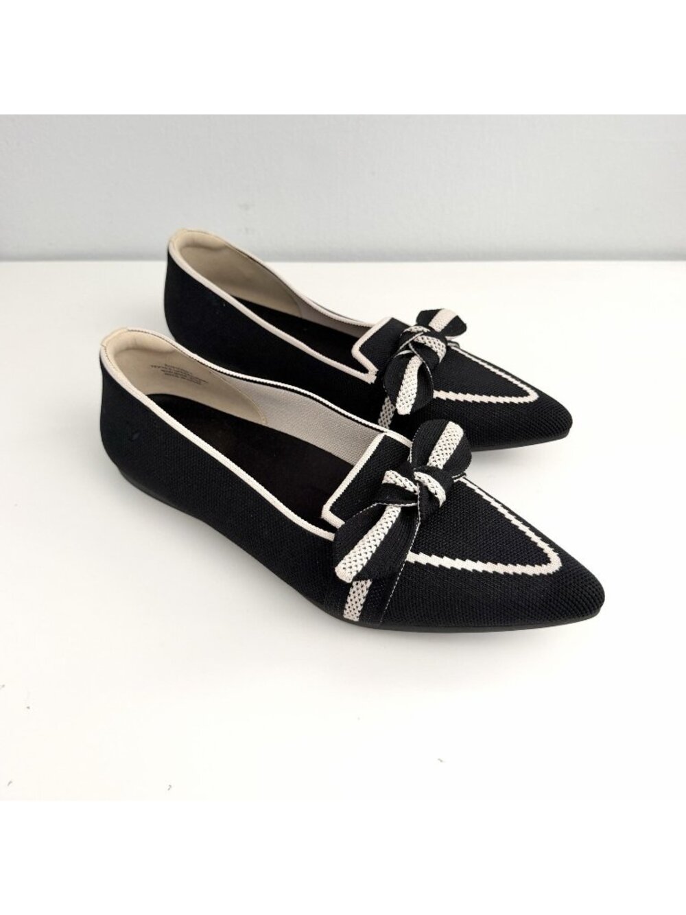 Vivaia Michelle Pointed Toe Bow Loafers Black Cream Flats Women’s 41 / US 9.5
